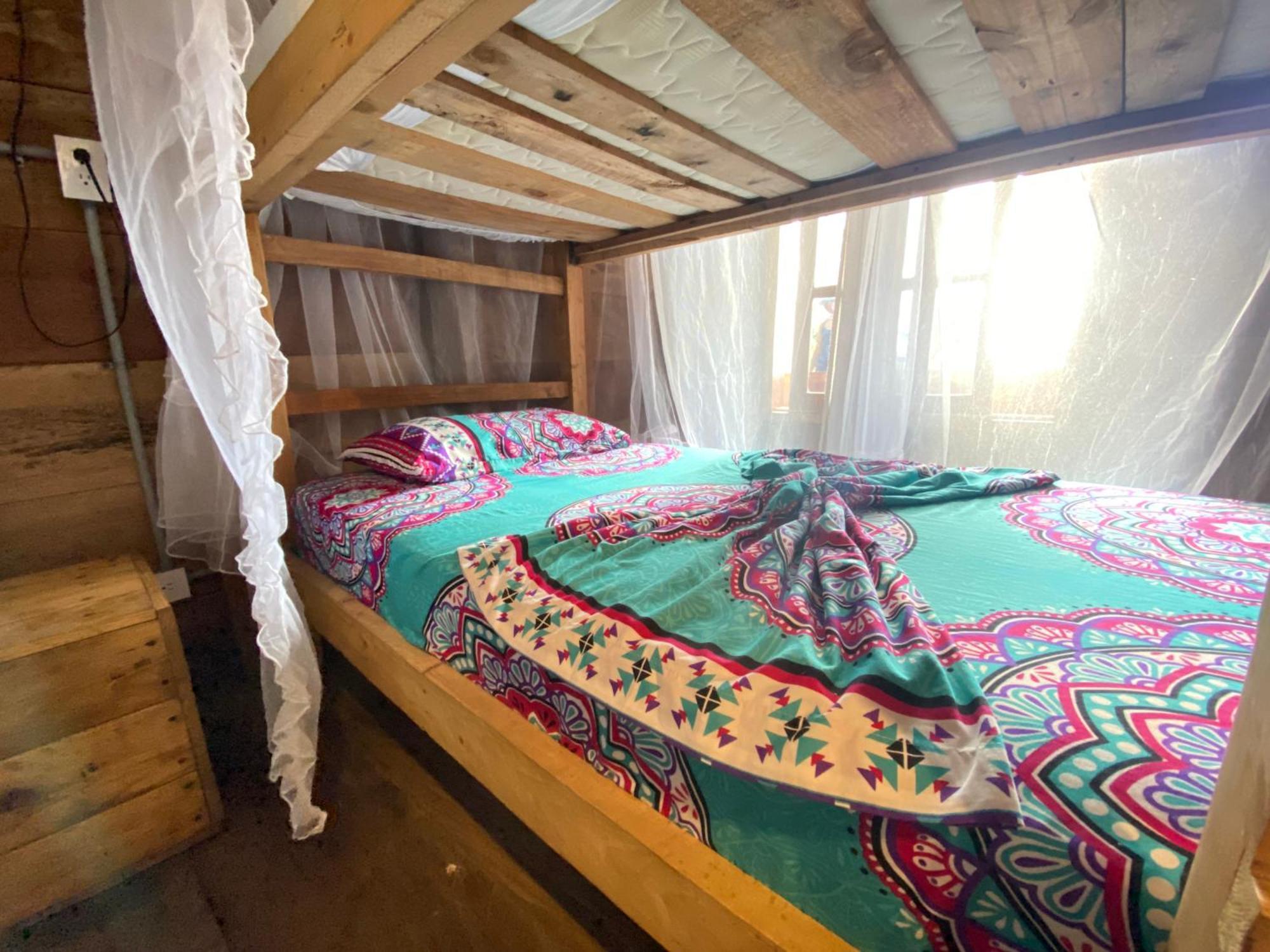 Palmario Hostal Guachaca ภายนอก รูปภาพ